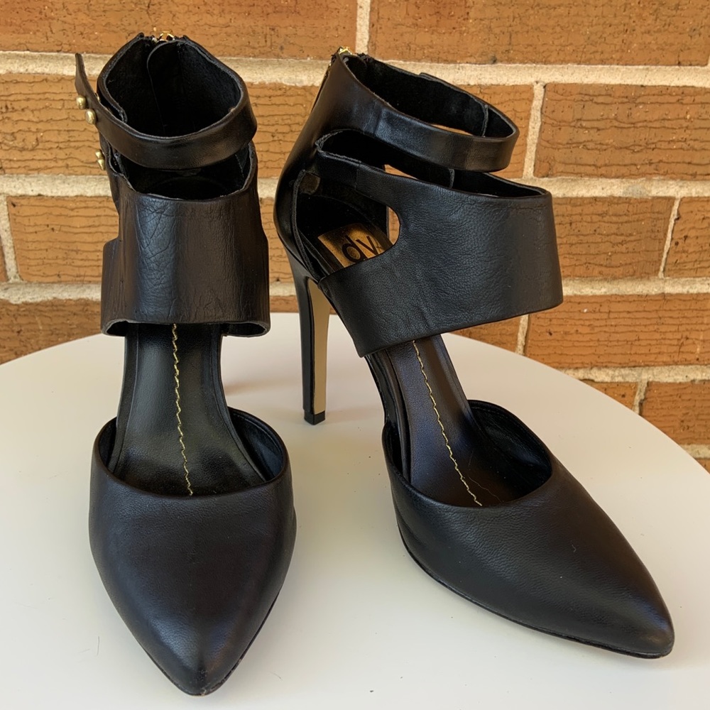 DOLCE VITA Sexy Black Heels Size 7